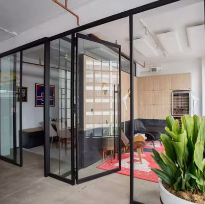 Entrée Porte pivotante en aluminium Porte à charnière en verre en aluminium résistant à la corrosion