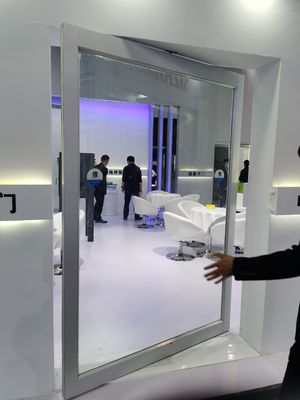 Porte pivotante en aluminium à cadre mince vitrage transparent à température tempérée Porte pivotante d'entrée