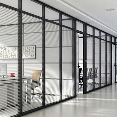 Partitions vitrées de bureau personnalisées Partitions vitrées glacées économes en espace