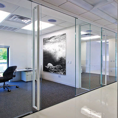 Diviseurs de salle en verre coulissants à profil aluminium à haute performance avec un design moderne
