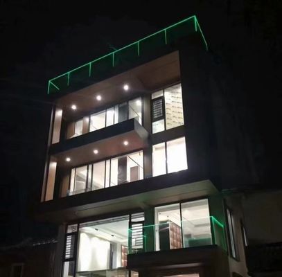 Installation facile Réglisse en verre en aluminium en U avec lumière LED