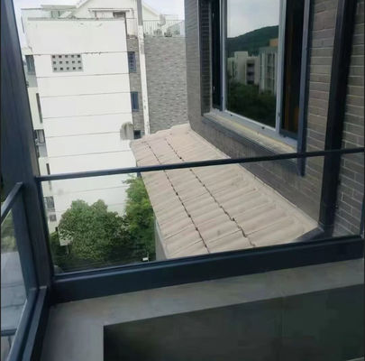 SZG Barrière flexible en aluminium et verre Facilité d'installation personnalisable