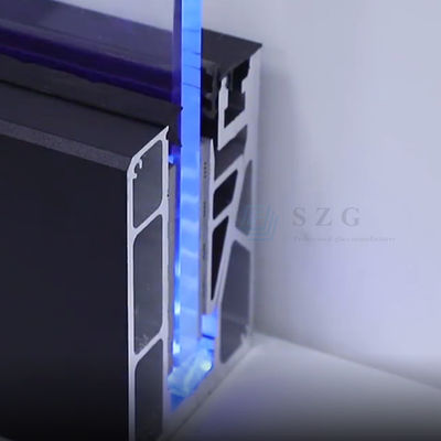 Escalier sans cadre de 12 mm, balcon en verre, garde-corps en U avec lumière LED