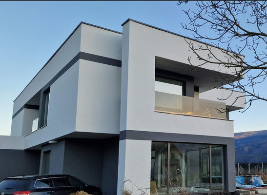 Balustrade en verre sans cadre lisse et facile à nettoyer