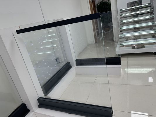 Balustrade en verre en aluminium U-canal résistant aux intempéries pour l' extérieur