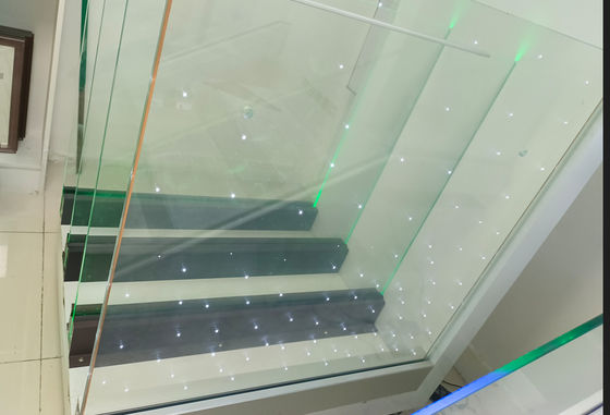 Balustrade en verre en aluminium U-canal résistant aux intempéries pour l' extérieur