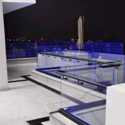 Système de profilé en U en verre trempé stable de 800 à 1200 mm avec main courante en aluminium pour la sécurité et l'esthétique