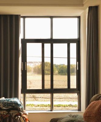 Fenêtre coulissante en aluminium avec écran solaire résistant au vent et rupture de pont thermique avec verre trempé